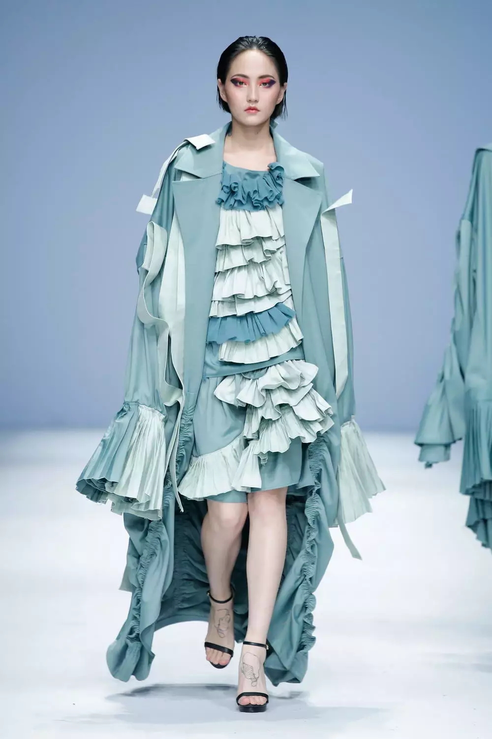 織夢經緯·衣韻華章——常州紡織服裝職業技術學院2019屆優秀畢業設計作品服裝服飾賞析